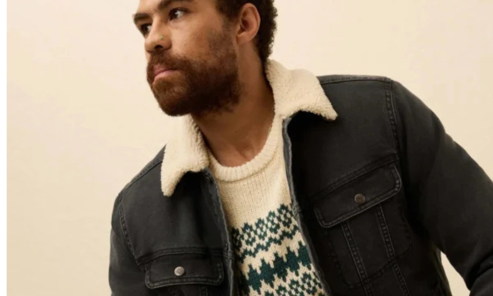 You are currently viewing The Find: A Lounging Sweatshirt